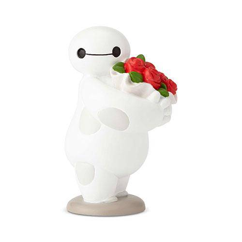 Disney Showcase, Disney Hugs Baymax with Flowers Mini Figure